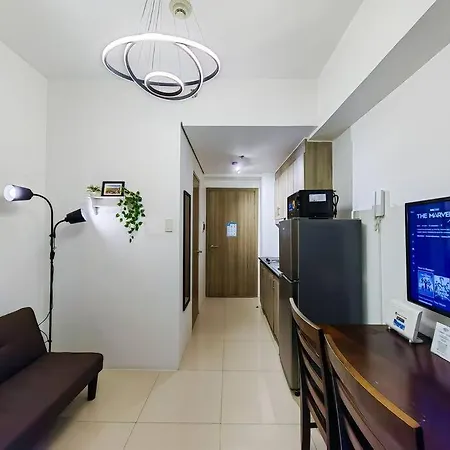 1Br Unit Condotel W Balcony Fame Residences -Fm09